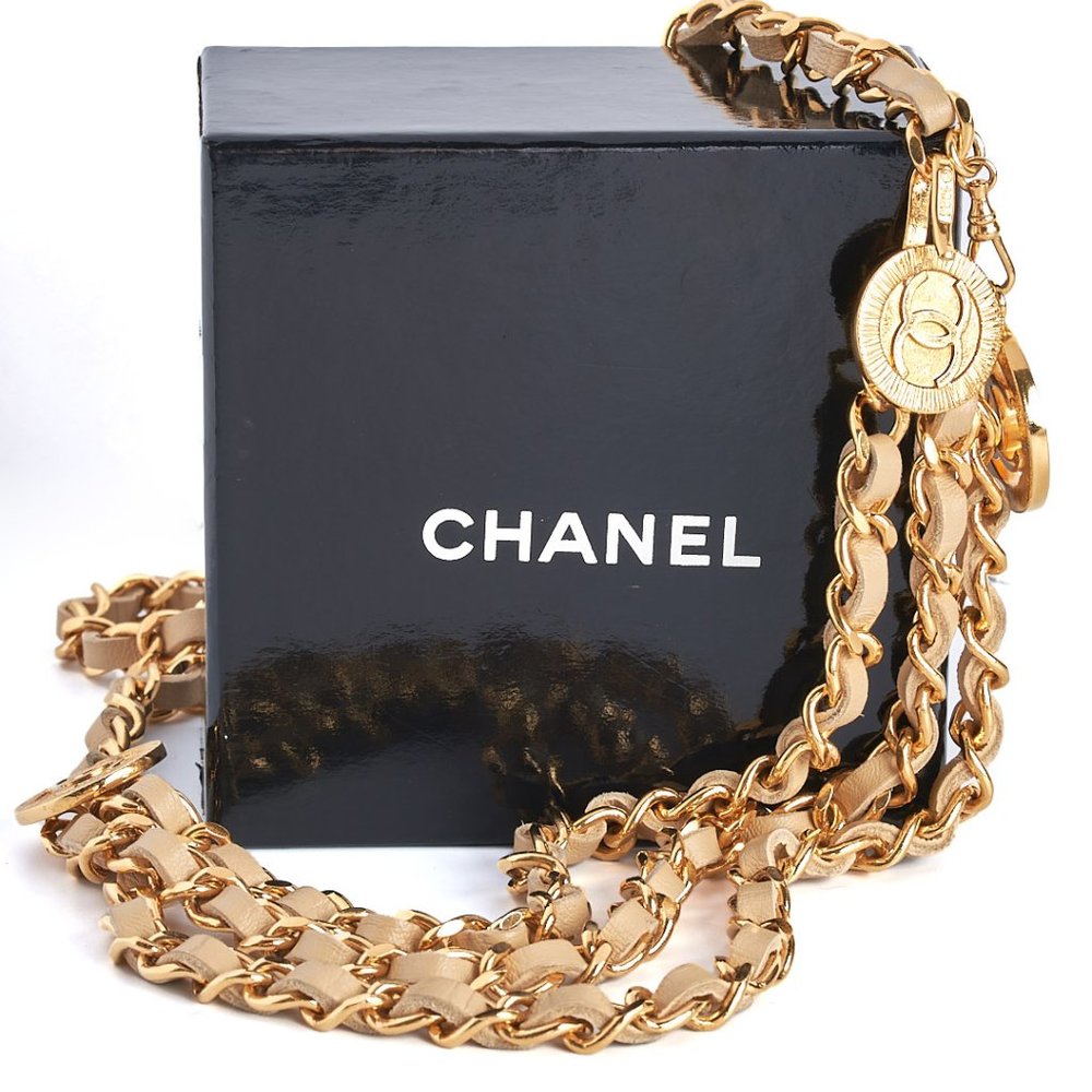Authentic CHANEL Vintage Belt, Chanel Chain Belt, Chanel Chain and Leather Belt, - Picture 12 of 12